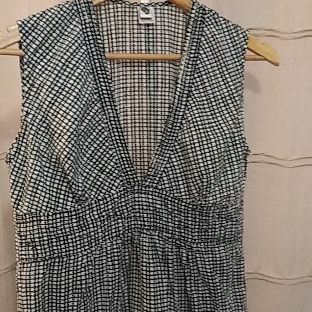 Anthropologie Kerri Casile
